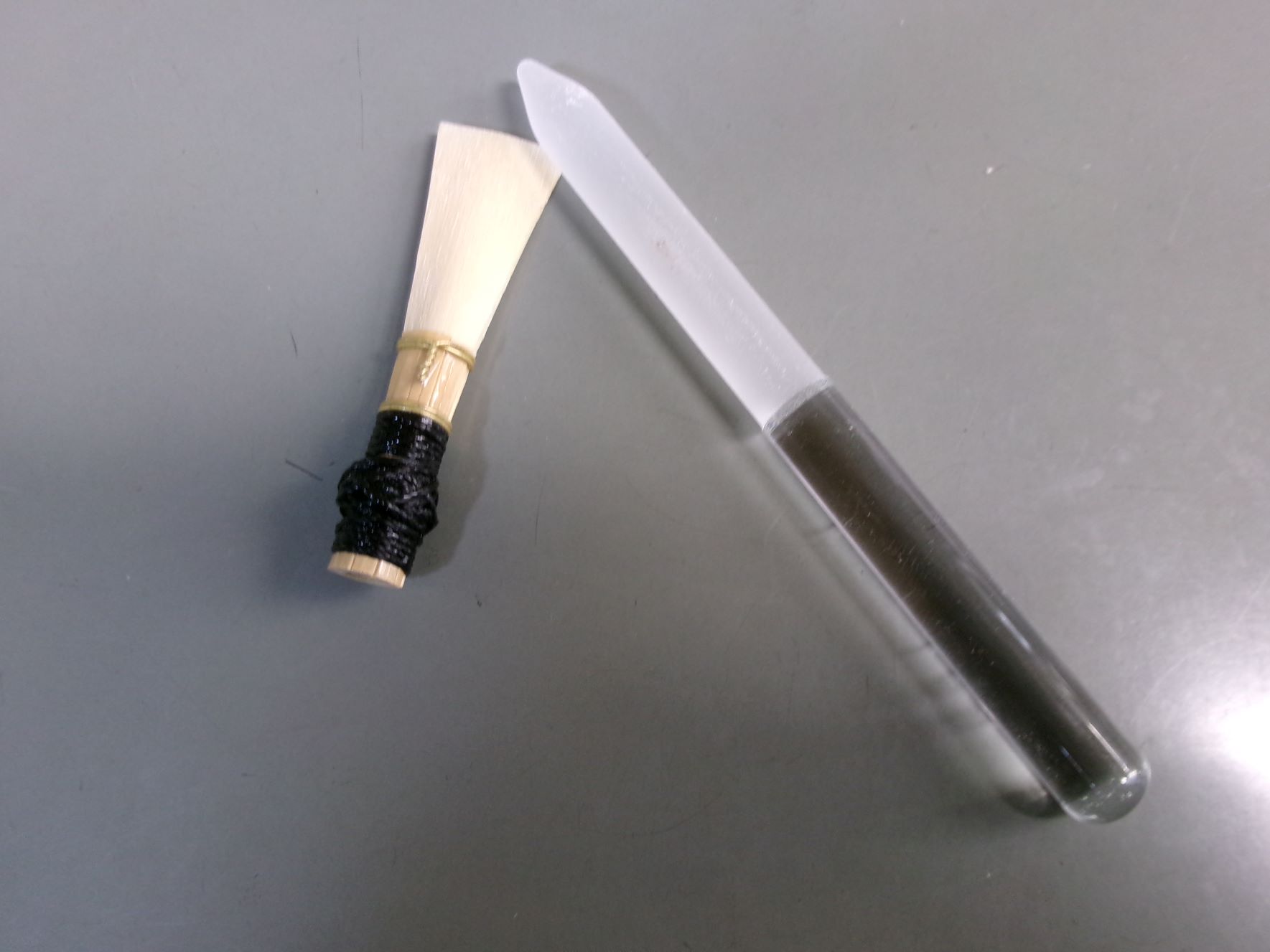 Glass file (tip finisher) for bassoon